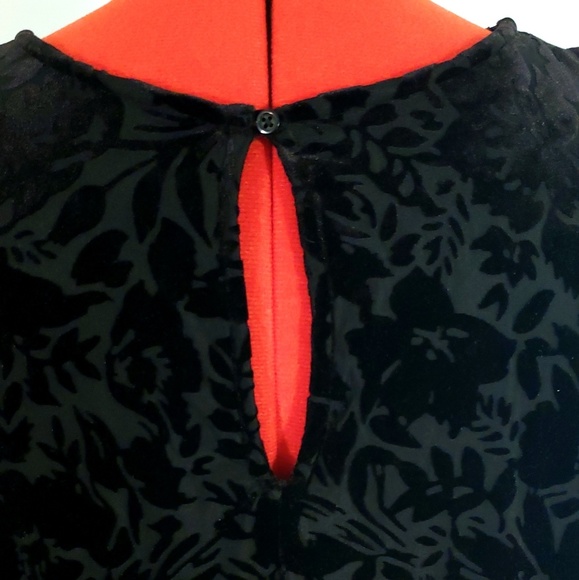 Old Navy Plus Size Velvet A-Line Dress - 1X - Picture 4 of 5